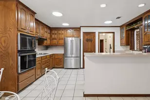 4212 Old Dominion Dr, Arlington, TX 76016 - Photo 8