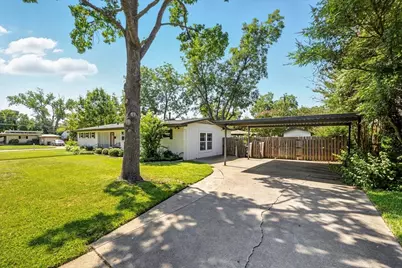 4632 Norwich Drive, Fort Worth, TX 76109 - Photo 6