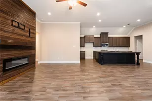 920 10th St, Argyle, TX 76226 - Photo 4