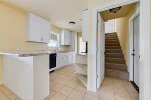 725 Meadowlark Cir, Crowley, TX 76036 - Photo 6