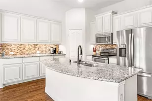 3445 Varsity Dr, Oak Point, TX 75068 - Photo 12