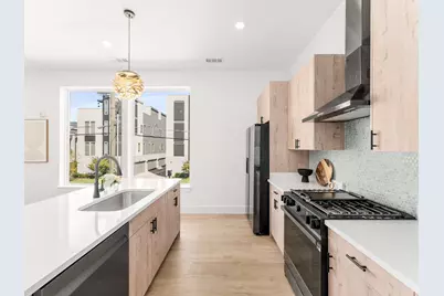 2015 N Prairie Avenue #103, Dallas, TX 75204 - Photo 6