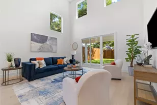 426 Martinique Ave, Dallas, TX 75223 - Photo 2