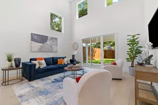 426 Martinique Ave, Dallas, TX 75223 - Photo 2