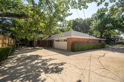 1604 Oak Meadow Drive, Irving, TX 75061 - Photo 34