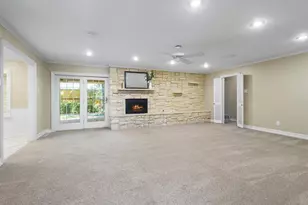 1604 Oak Meadow Dr, Irving, TX 75061 - Photo 8