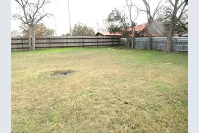 1817 Junius Street, Fort Worth, TX 76103 - Photo 16