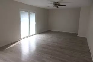 1817 Junius St, Fort Worth, TX 76103 - Photo 2