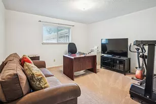 1401 Allegheny Dr, Arlington, TX 76012 - Photo 16