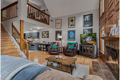 700 Silverstone Lane, Irving, TX 75063 - Photo 8