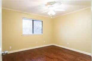 310 Overland Dr, Garland, TX 75040 - Photo 14