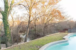 310 Overland Dr, Garland, TX 75040 - Photo 22