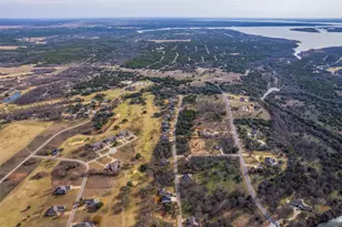 27073 Stonewood Dr, Whitney, TX 76692 - Photo 32