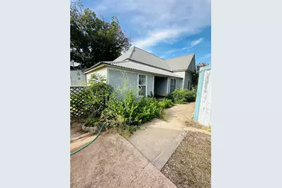 311 S Melwood Street, Winters, TX 79567 - Photo 24
