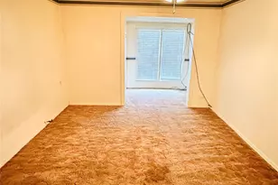 311 S Melwood St, Winters, TX 79567 - Photo 4