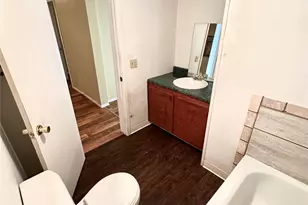 311 S Melwood St, Winters, TX 79567 - Photo 16