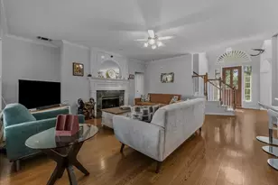 6206 Hidden Springs Ln, Garland, TX 75044 - Photo 4