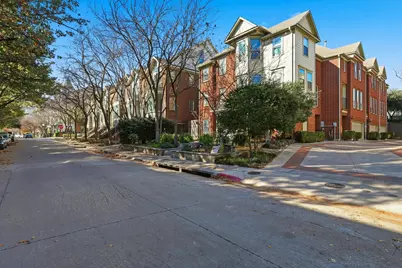 2615 Colby Street #B, Dallas, TX 75204 - Photo 2
