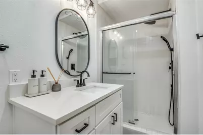 11211 McCree Road, Dallas, TX 75238 - Photo 20