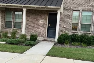 261 McConathy Wy, Flower Mound, TX 75028 - Photo 2