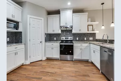 908 E Decatur Street, Ennis, TX 75119 - Photo 10