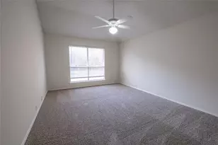 817 Stafford Station Dr, Saginaw, TX 76131 - Photo 12