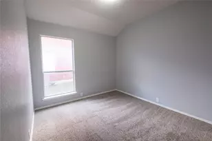 817 Stafford Station Dr, Saginaw, TX 76131 - Photo 16