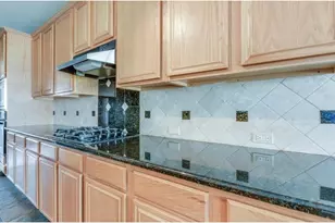 8316 Fountain Springs Dr, Plano, TX 75025 - Photo 4