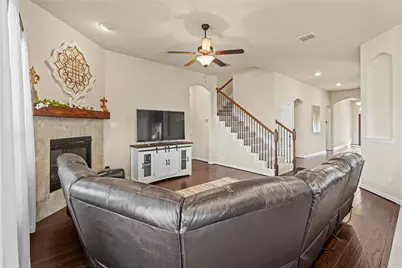804 Skytop Drive, Fort Worth, TX 76052 - Photo 8