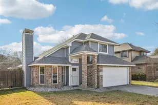 1517 Brookwood Dr, Grapevine, TX 76051 - Photo 2