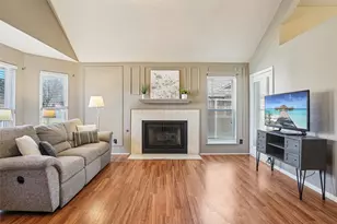 1517 Brookwood Dr, Grapevine, TX 76051 - Photo 4