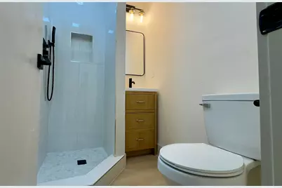 417 Valley Park Drive, Garland, TX 75043 - Photo 10