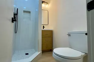 417 Valley Park Dr, Garland, TX 75043 - Photo 10