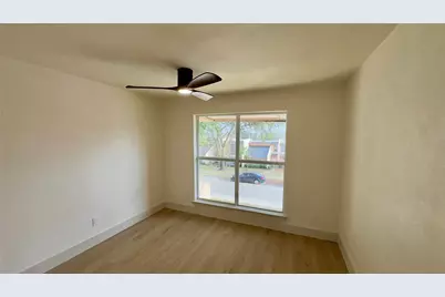 417 Valley Park Drive, Garland, TX 75043 - Photo 4