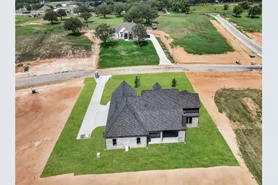 305 Wrangler Court, Weatherford, TX 76088 - Photo 10