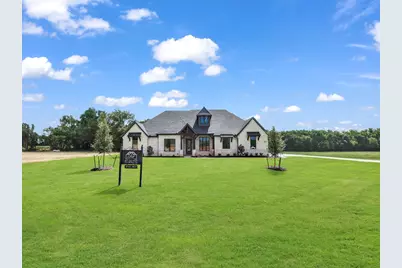 313 Wrangler Court, Weatherford, TX 76088 - Photo 2