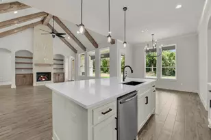 313 Wrangler Ct, Weatherford, TX 76088 - Photo 18