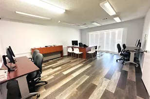 722 E Wheatland, Duncanville, TX 75116 - Photo 6