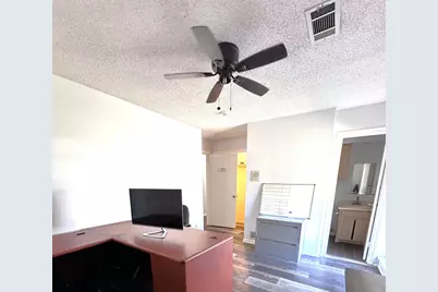 722 E Wheatland, Duncanville, TX 75116 - Photo 10