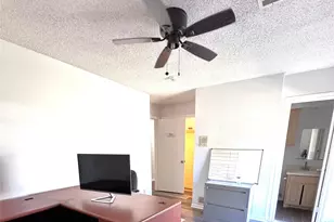 722 E Wheatland, Duncanville, TX 75116 - Photo 10