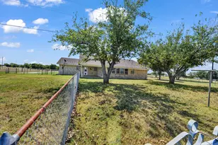 5108 Woodard Ave, Cleburne, TX 76033 - Photo 24