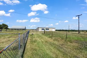 5108 Woodard Ave, Cleburne, TX 76033 - Photo 28