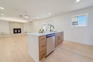 5809 Winifred Dr, Fort Worth, TX 76133 - Photo 4