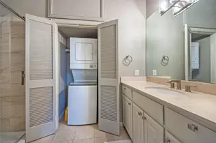 1818 N Fitzhugh Ave, Dallas, TX 75204 - Photo 18