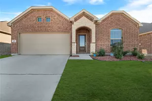 201 Wyndemere Ln, Princeton, TX 75407 - Photo 1