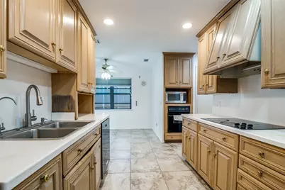 1701 Midcrest Drive, Plano, TX 75075 - Photo 14