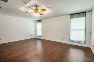 1701 Midcrest Dr, Plano, TX 75075 - Photo 10