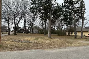 600 N Branch St, Sherman, TX 75090 - Photo 1