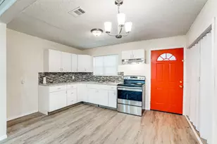 5869 Bluffman Dr, Dallas, TX 75241 - Photo 8