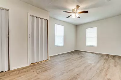 5869 Bluffman Drive, Dallas, TX 75241 - Photo 14